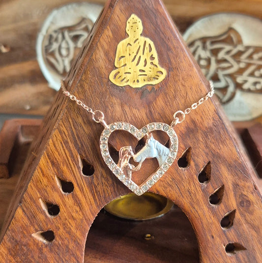 Pendentif Cœur avec Fille et Tête de Cheval et Strass Rose doré