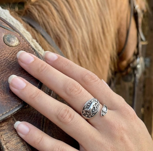 Bague Cheval Réglable en Argent S925