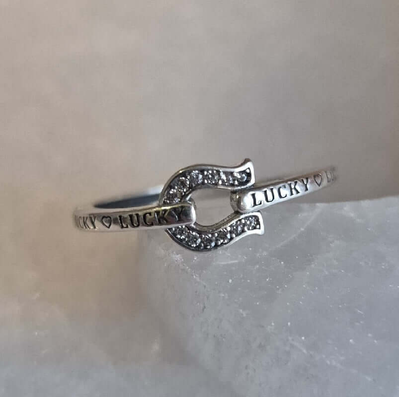 Bague Fer a Cheval en Argent a Strass Lucky