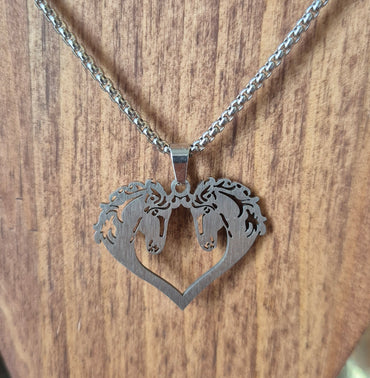 Collier 2 Tetes Cheval en Coeur Argent