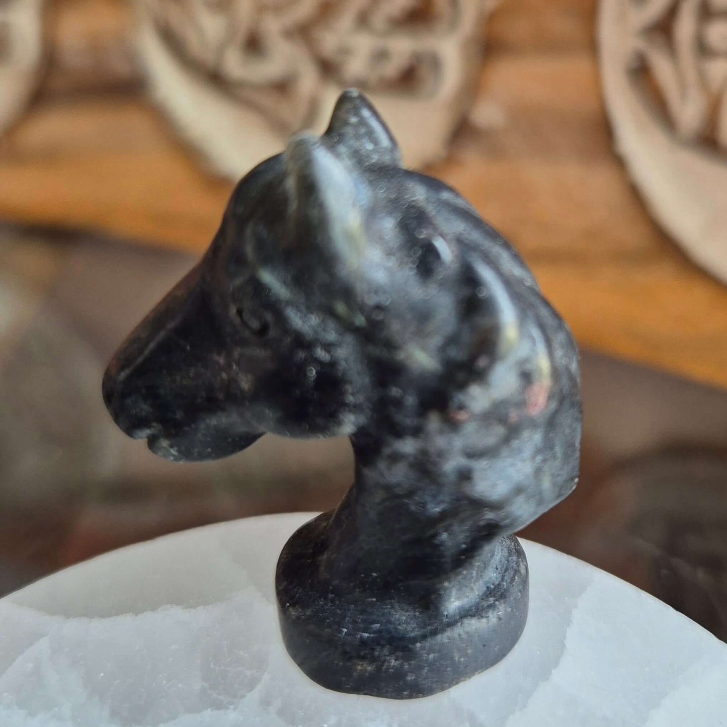 Figurine Tete de Cheval Grenat Noir 35mm