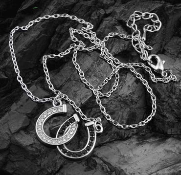 Collier 2 Fers à Cheval avec Strass