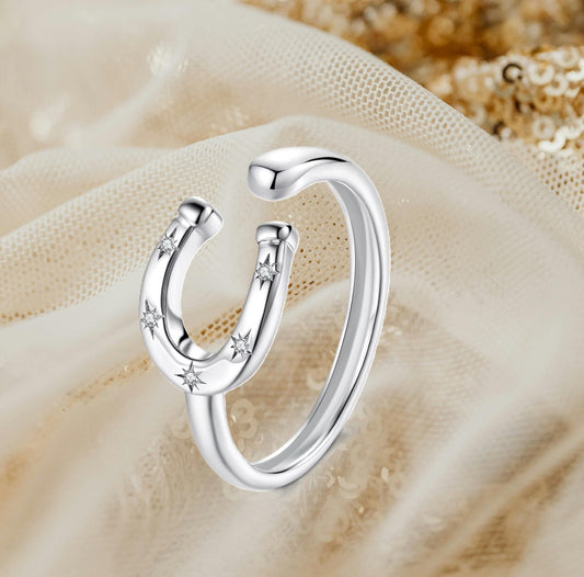Bague Fer a Cheval et Strass Regable