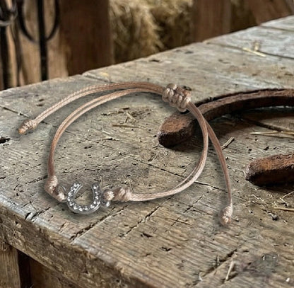Bracelet Cordon Fer à Cheval et Strass