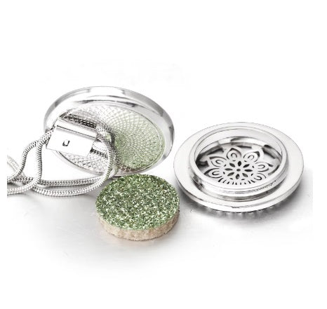 Collier Diffuseur Tete de Cheval avec Strass